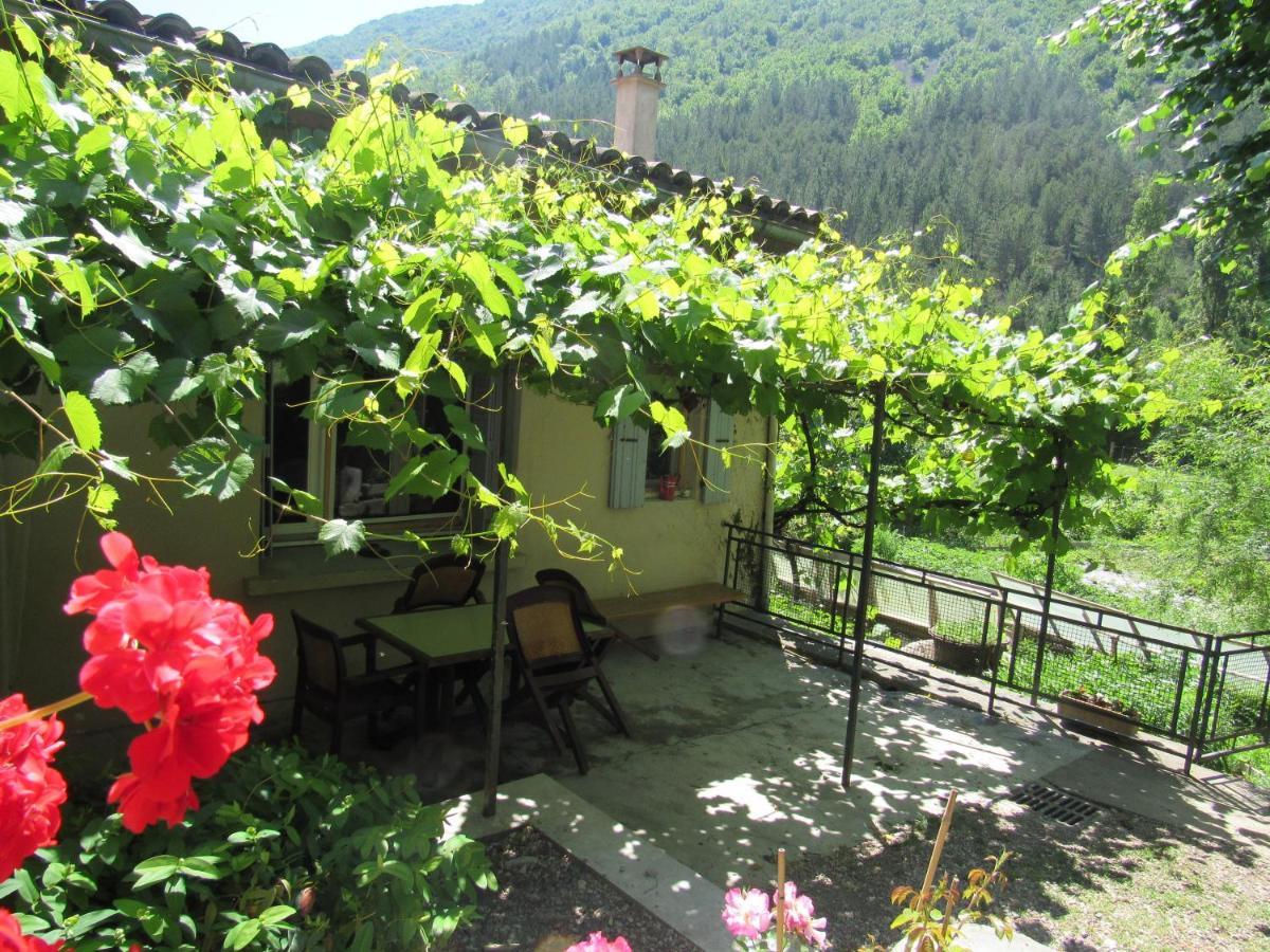 Le Moulin Bed and Breakfast Pradelle Buitenkant foto