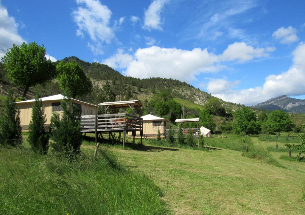 Le Moulin Bed and Breakfast Pradelle Buitenkant foto