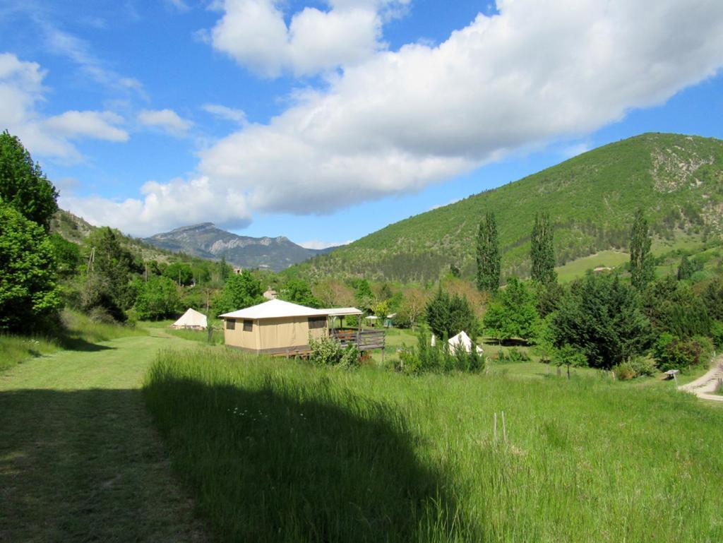 Le Moulin Bed and Breakfast Pradelle Buitenkant foto